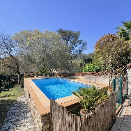 Mazet Suzie, 2 Chambres, Piscine & Parking Gasthof 3*