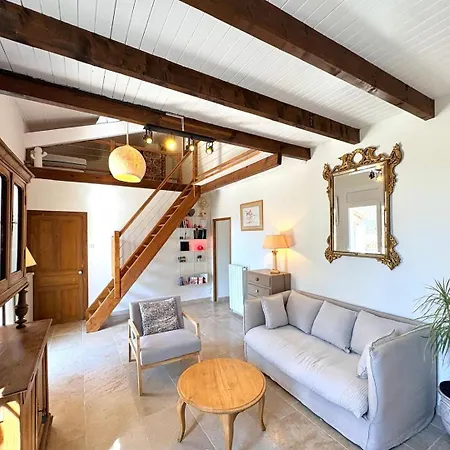 Mazet Suzie, 2 Chambres, Piscine & Parking Nîmes