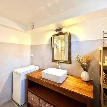 Mazet Suzie, 2 Chambres, Piscine & Parking Gasthof
