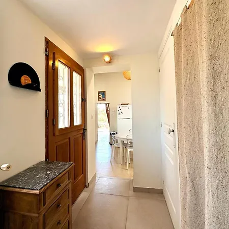 Mazet Suzie, 2 Chambres, Piscine & Parking 3* Nîmes